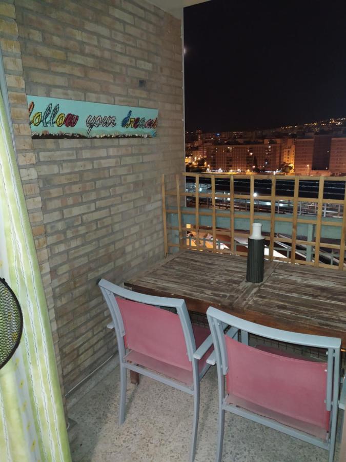 habitación doble en apartamento compartido dream in malaga, junto a Vialia y playa Exterior foto
